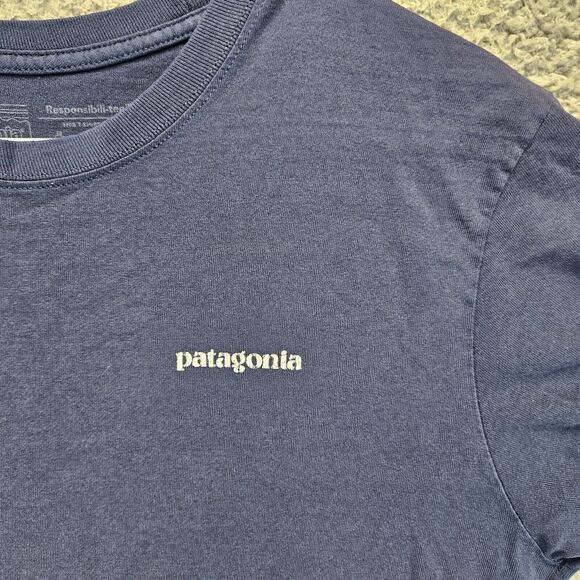 Patagonia T-Shirt Mens Size Medium Navy Blue Responsibili-tee Short Sleeve - Picture 2 of 8